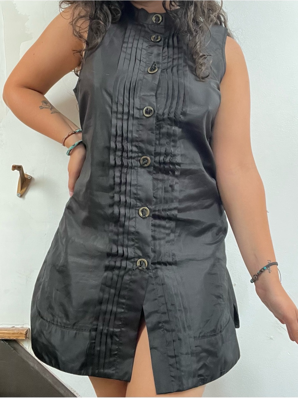 Kenar Sleeveless Black Button-Front Pintuck Midi Dress